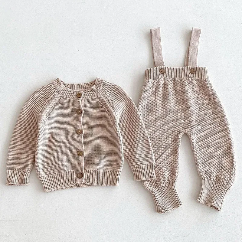 The Acorn Set - Image 4