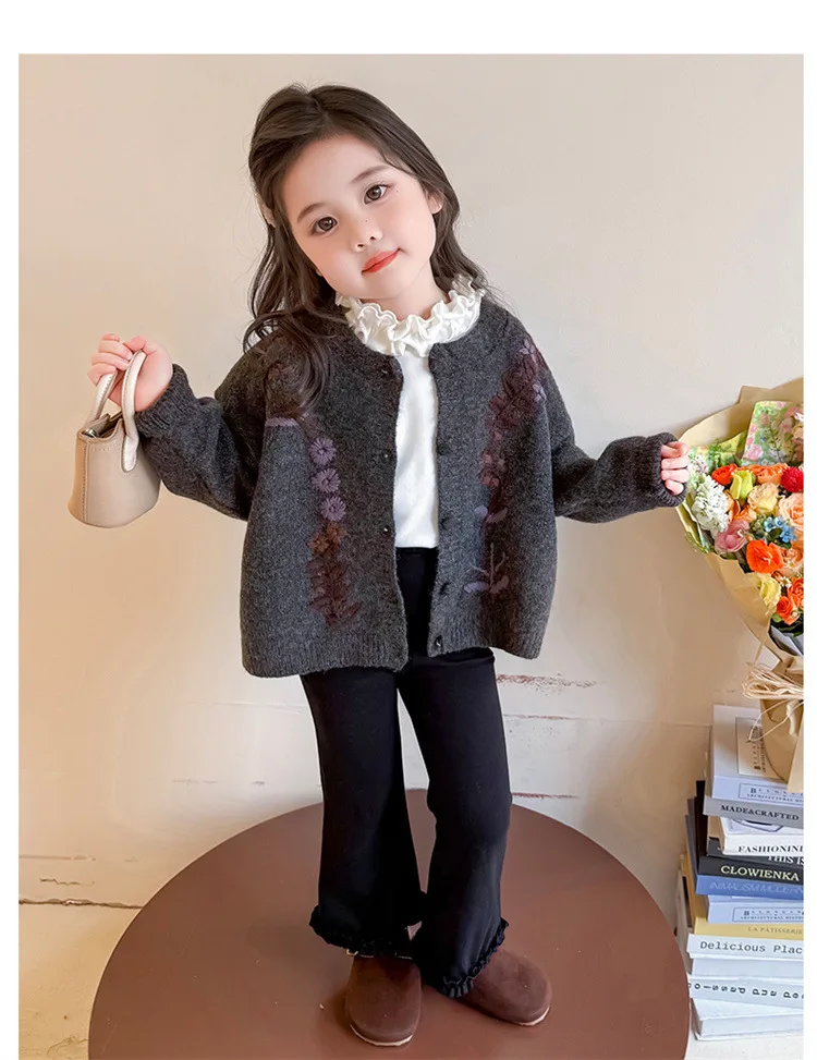 Girls Sweater 2025 Autumn New Children's Clothing Korean Style Girl Baby Retro Embroidery Knitted Cardigan Casual Simple Daily - AliExpress 1501 - Image 3
